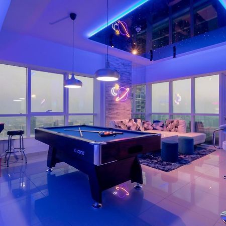 Next'House - Skyview Host Hostel Dubai Luaran gambar