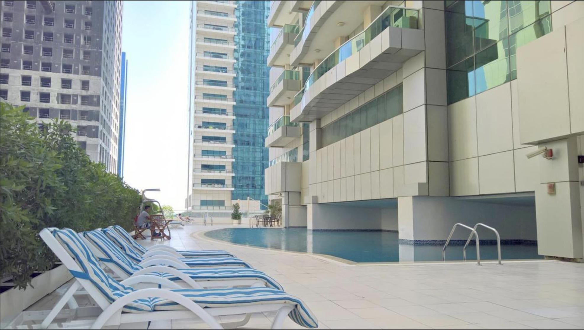 Next'House - Skyview Host Hostel Dubai Luaran gambar