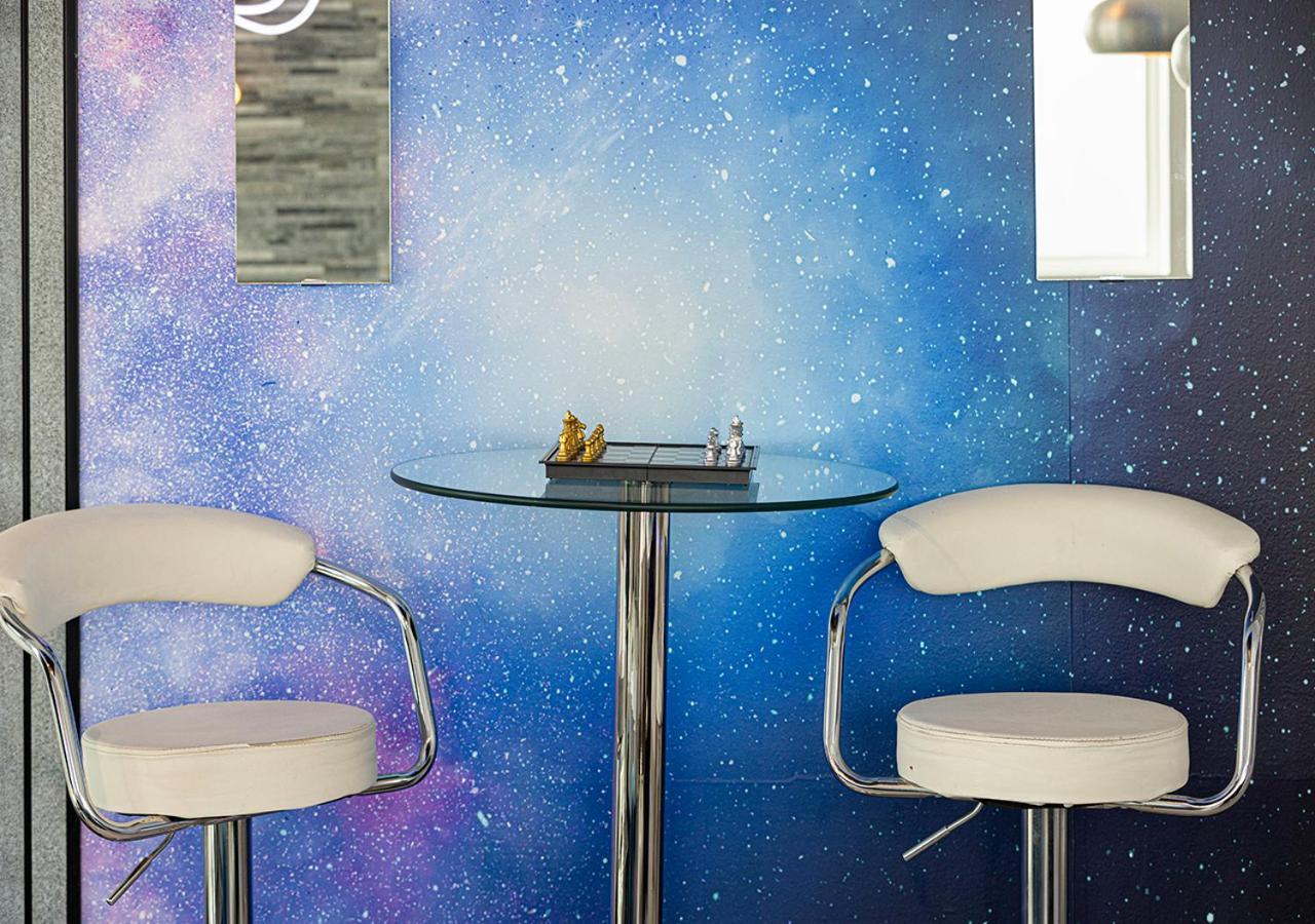 Next'House - Skyview Host Hostel Dubai Luaran gambar