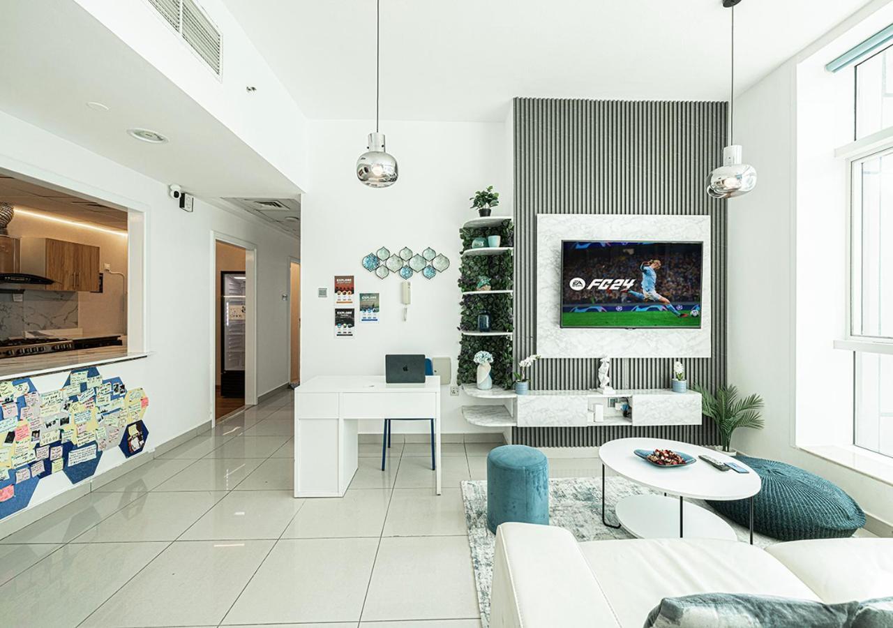 Next'House - Skyview Host Hostel Dubai Luaran gambar